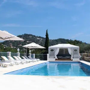 With Charm, Quiet, Kitchen, Sw Pool. *** Grasse