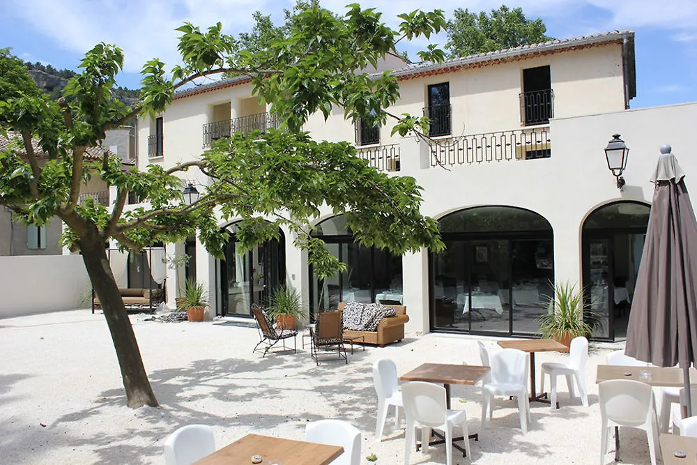 Hotel Restaurant Du Parc Fontaine-de-Vaucluse 3*,  France