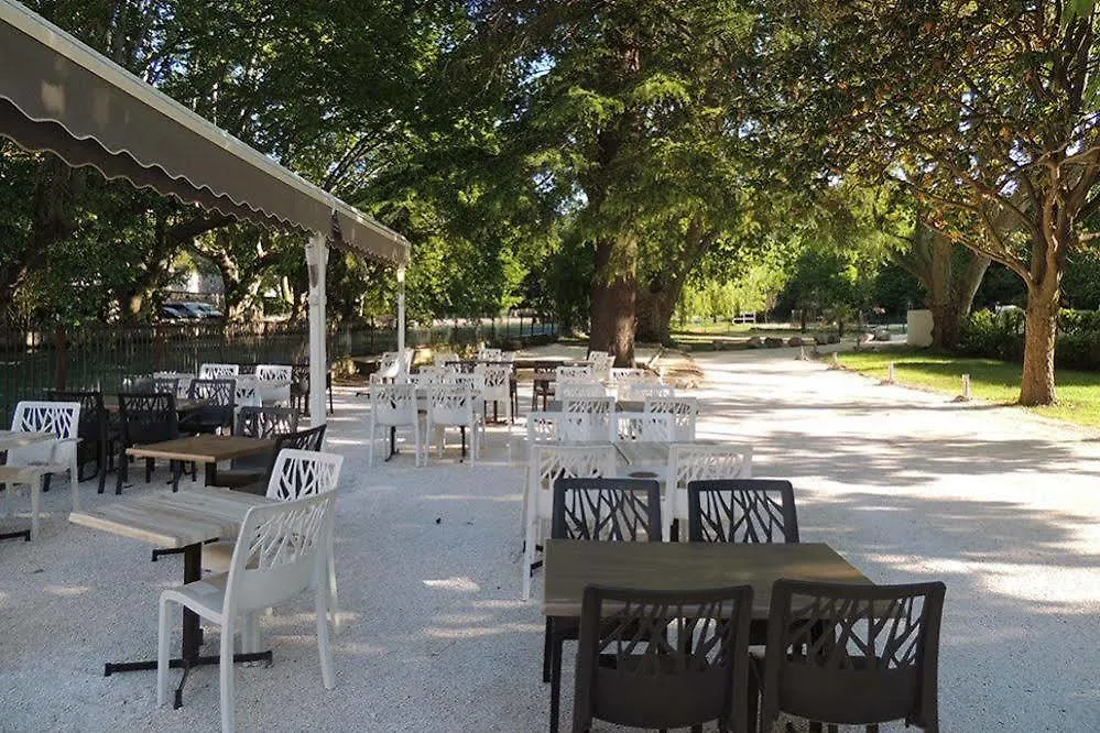 Hotel Restaurant Du Parc Fontaine-de-Vaucluse 3*,